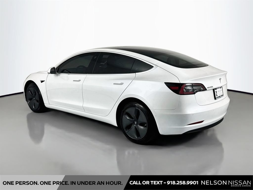 Used 2020 Tesla Model 3 Standard Range Plus RWD image 7
