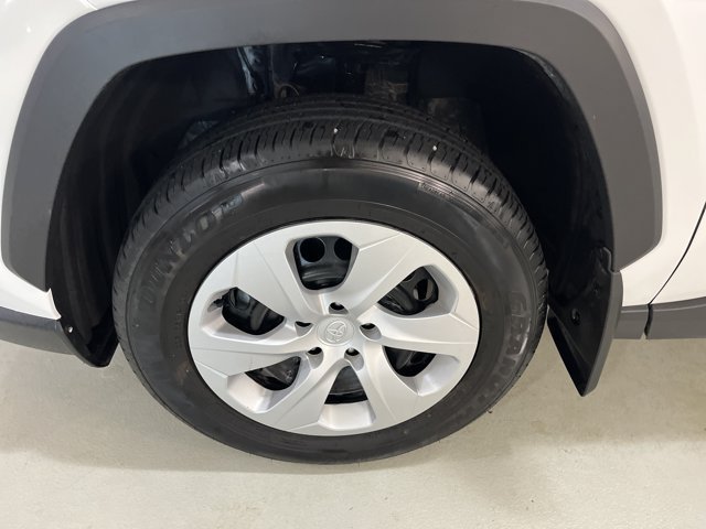 Used 2025 Toyota RAV4 LE FWD image 9