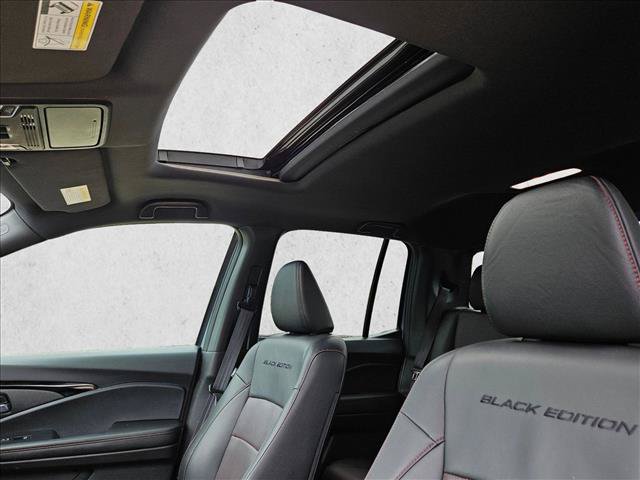 Used 2024 Honda Ridgeline Black Edition image 16