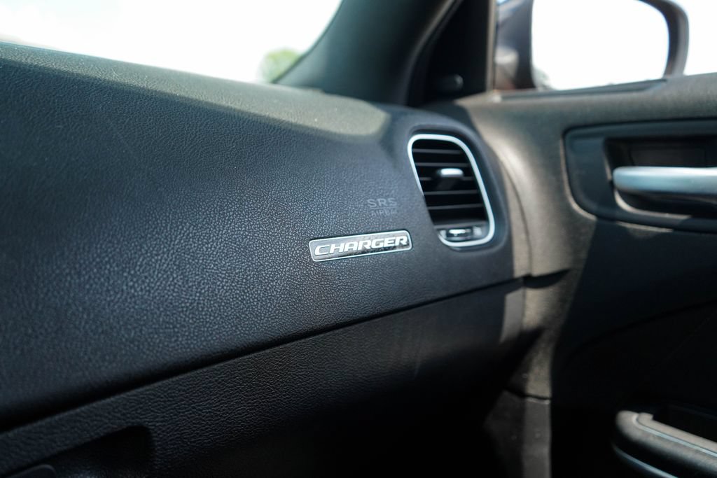 Used 2023 Dodge Charger SXT RWD image 27
