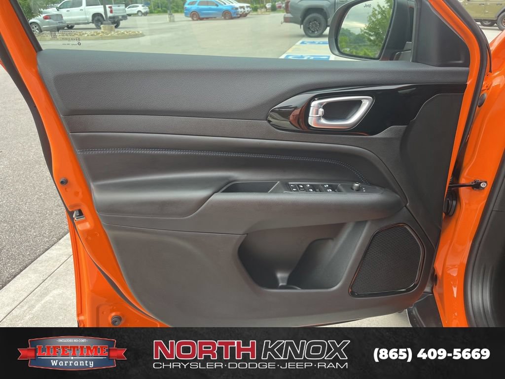 New 2026 Jeep Compass Latitude AWD/4WD image 5