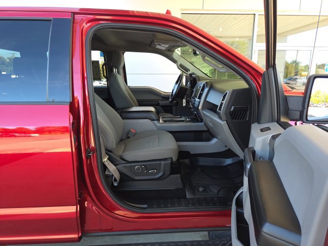 Used 2018 Ford F150 XLT w/ Equipment Group 302A Luxury AWD/4WD image 40