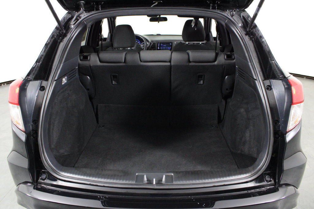 Used 2022 Honda HR-V Sport image 17