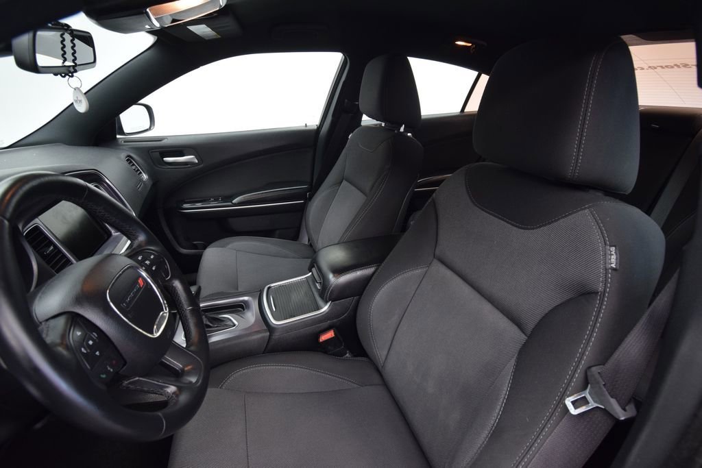 Used 2015 Dodge Charger SE w/ Popular Equipment Group image 14