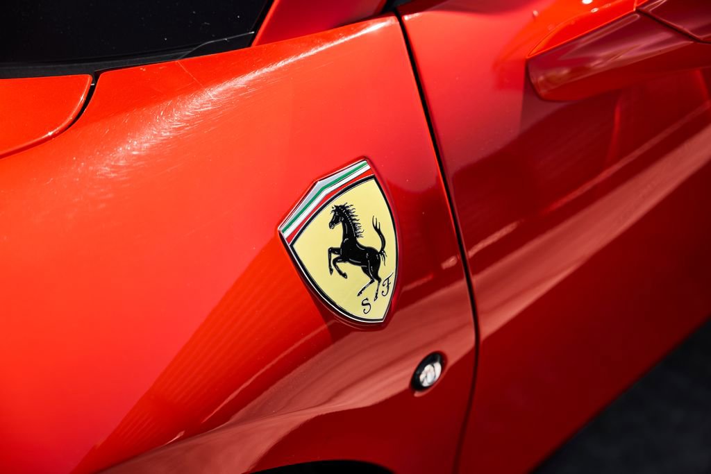 Used 2023 Ferrari F8 Tributo image 14