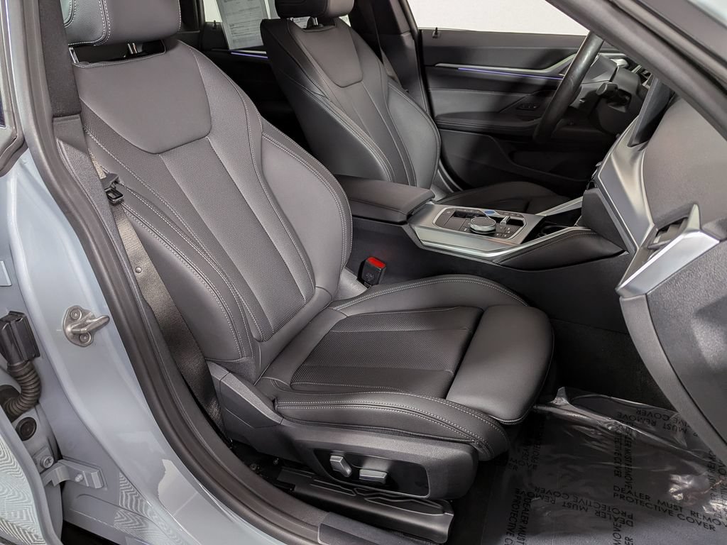Used 2023 BMW i4 eDrive40 w/ M Sport Package RWD image 33
