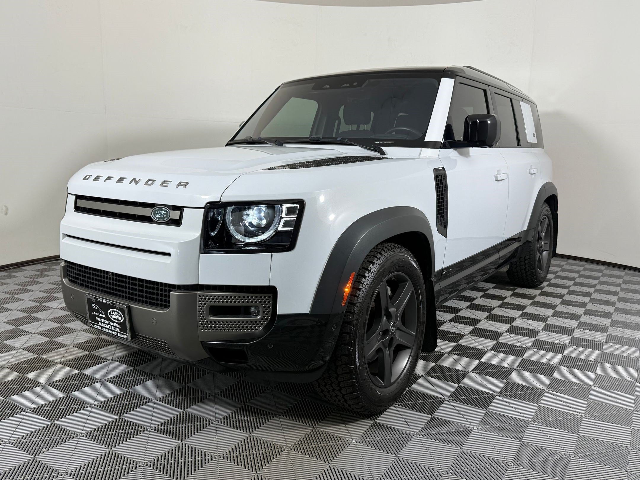 Used 2021 Land Rover Defender 110 X-Dynamic SE