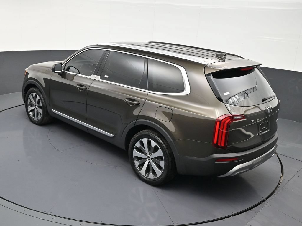 Used 2021 Kia Telluride EX w/ EX Premium Package FWD image 15