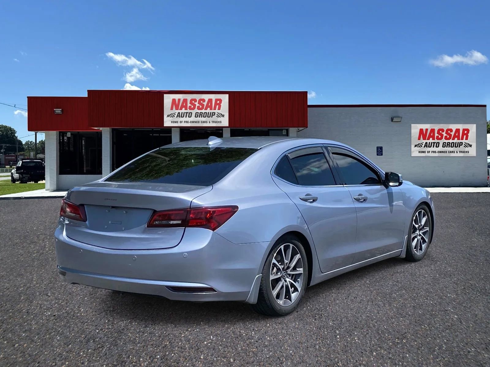 Used 2015 Acura TLX V6 SH-AWD w/ Advance Package image 4