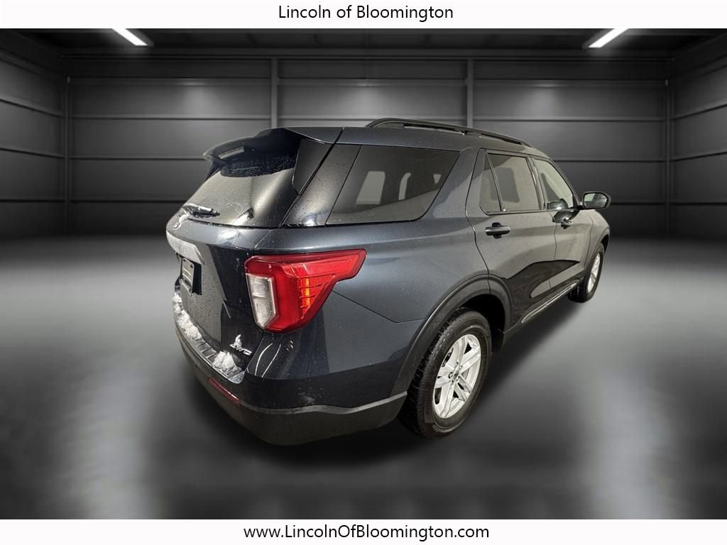 Used 2023 Ford Explorer XLT w/ Equipment Group 202A image 7