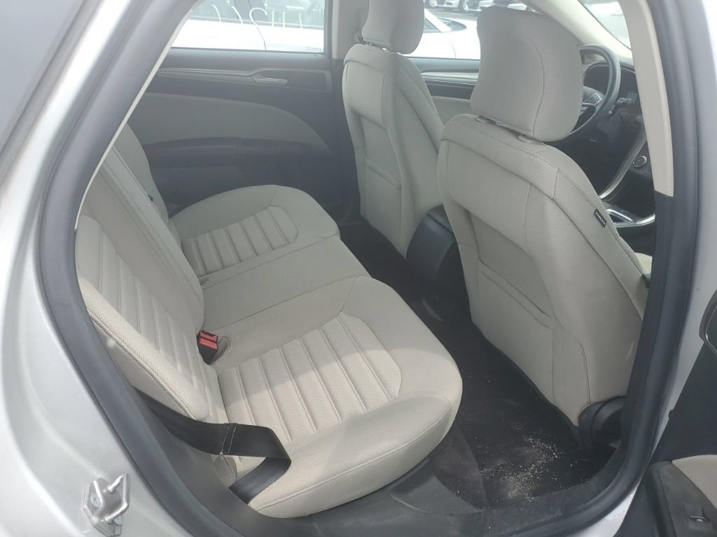 Used 2017 Ford Fusion S FWD image 9