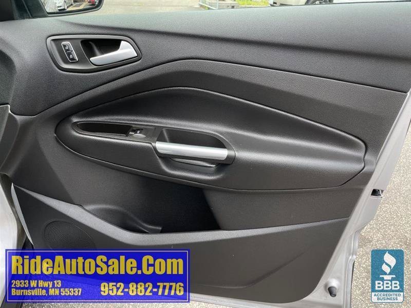 Used 2016 Ford Escape SE w/ Equipment Group 201A AWD/4WD image 13