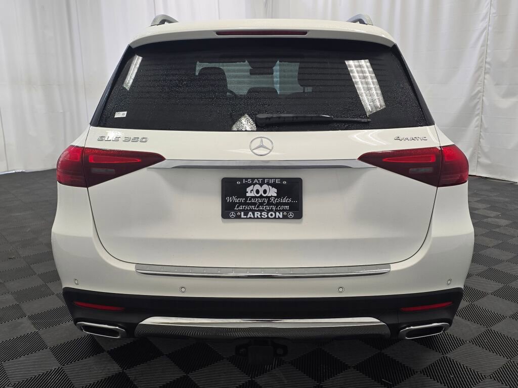 Used 2025 Mercedes-Benz GLE 350 4MATIC w/ Driver Assistance Package image 5