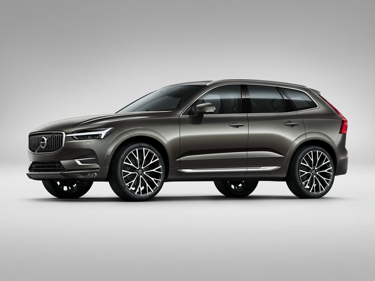 Used 2021 Volvo XC60 T5 Momentum w/ Premium Package