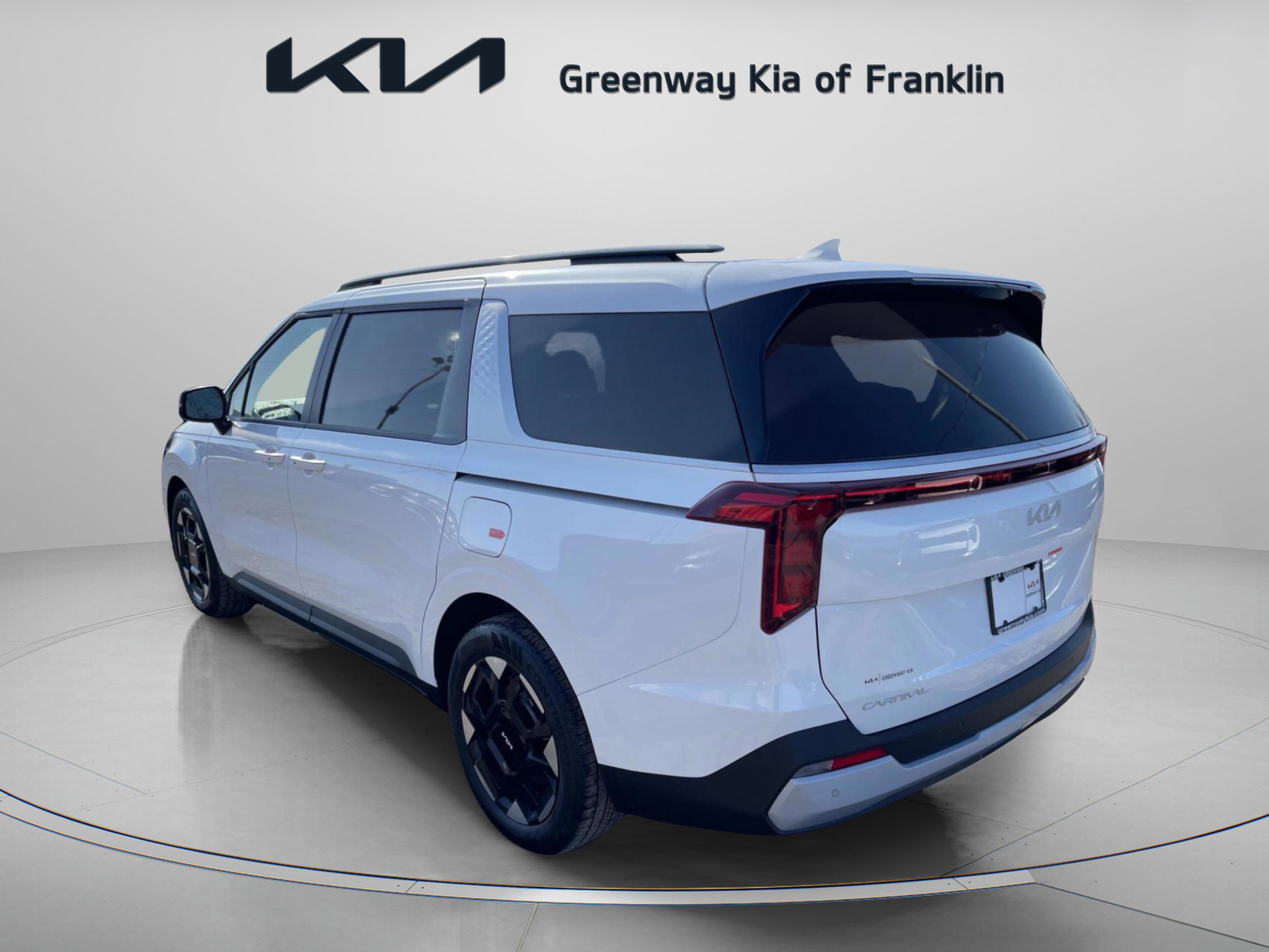 New 2026 Kia Carnival EX image 5
