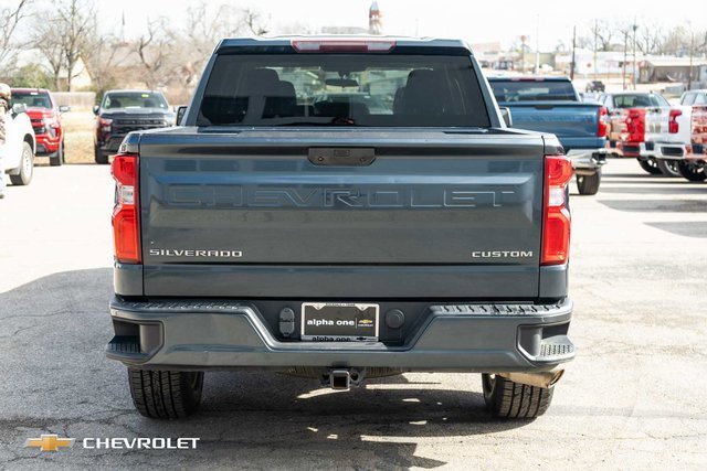 Used 2019 Chevrolet Silverado 1500 Custom w/ Custom Value Package image 7