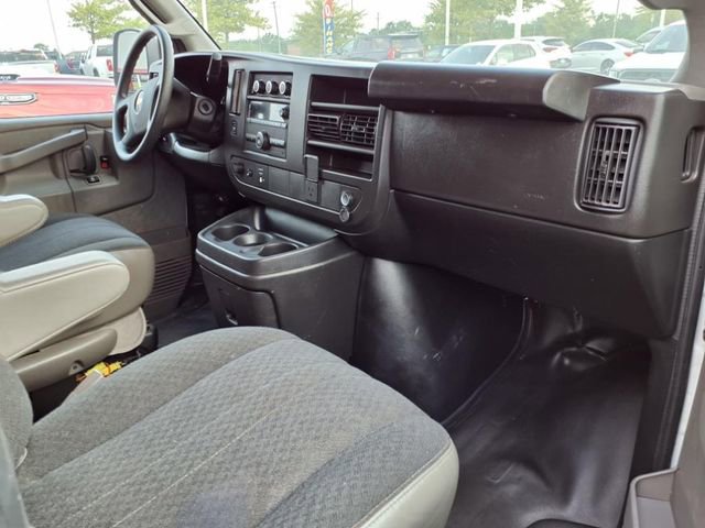 Used 2023 Chevrolet Express 2500 w/ Driver Convenience Package image 18