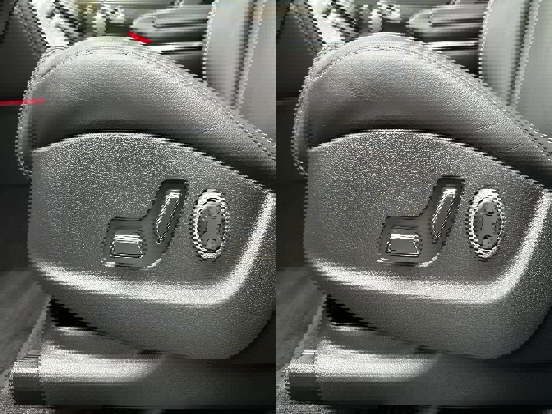 Certified 2026 Genesis GV80 2.5T Advanced image 12