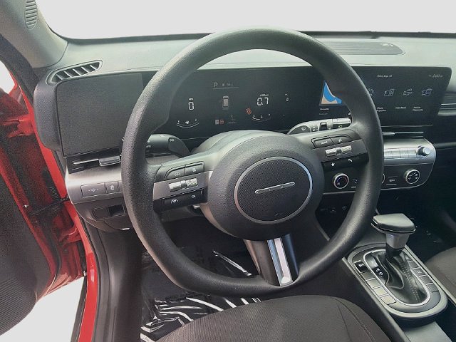Certified 2024 Hyundai Kona SE FWD image 12