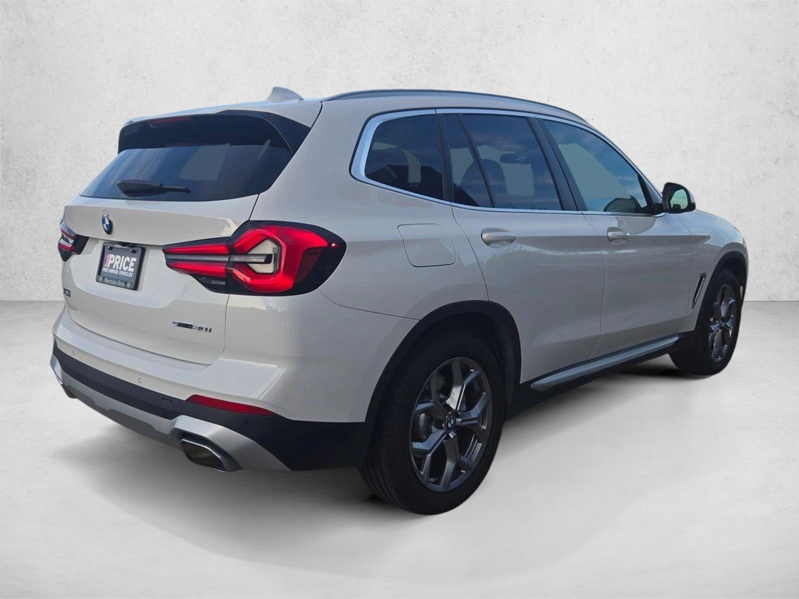 Used 2024 BMW X3 sDrive30i RWD image 5