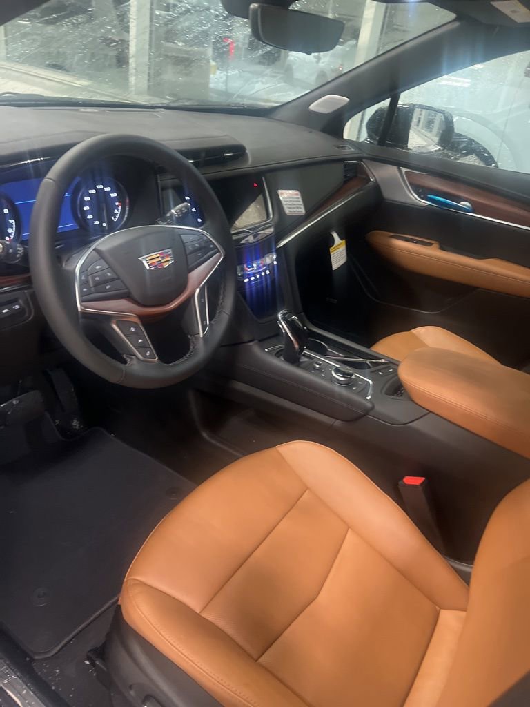 New 2026 Cadillac XT5 Premium Luxury w/ Driver Assist Package image 5