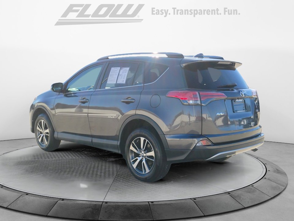 Used 2018 Toyota RAV4 XLE image 6