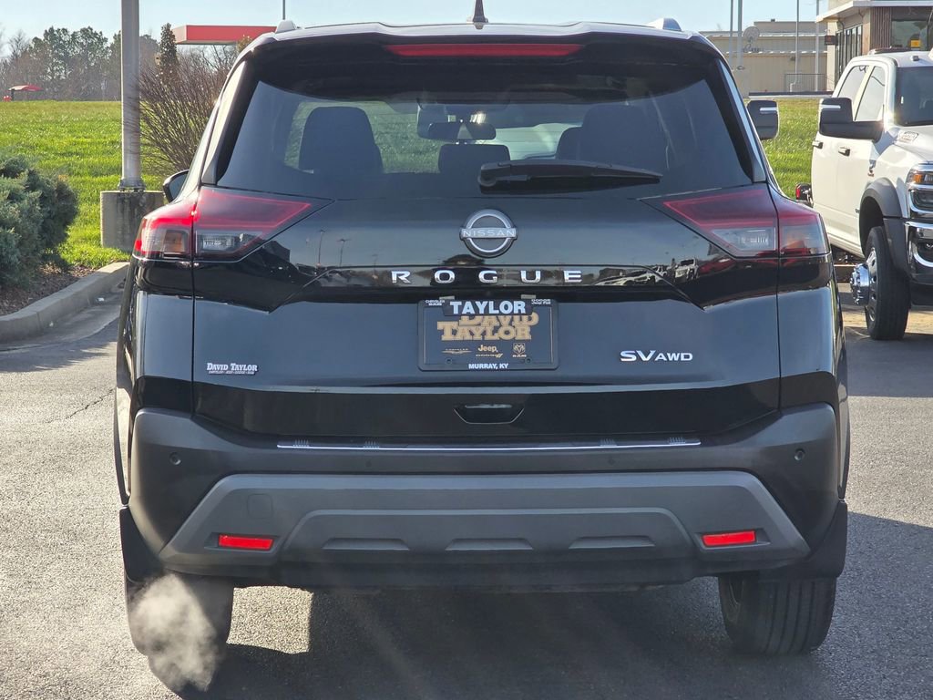 Used 2023 Nissan Rogue SV w/ SV Premium Package image 7