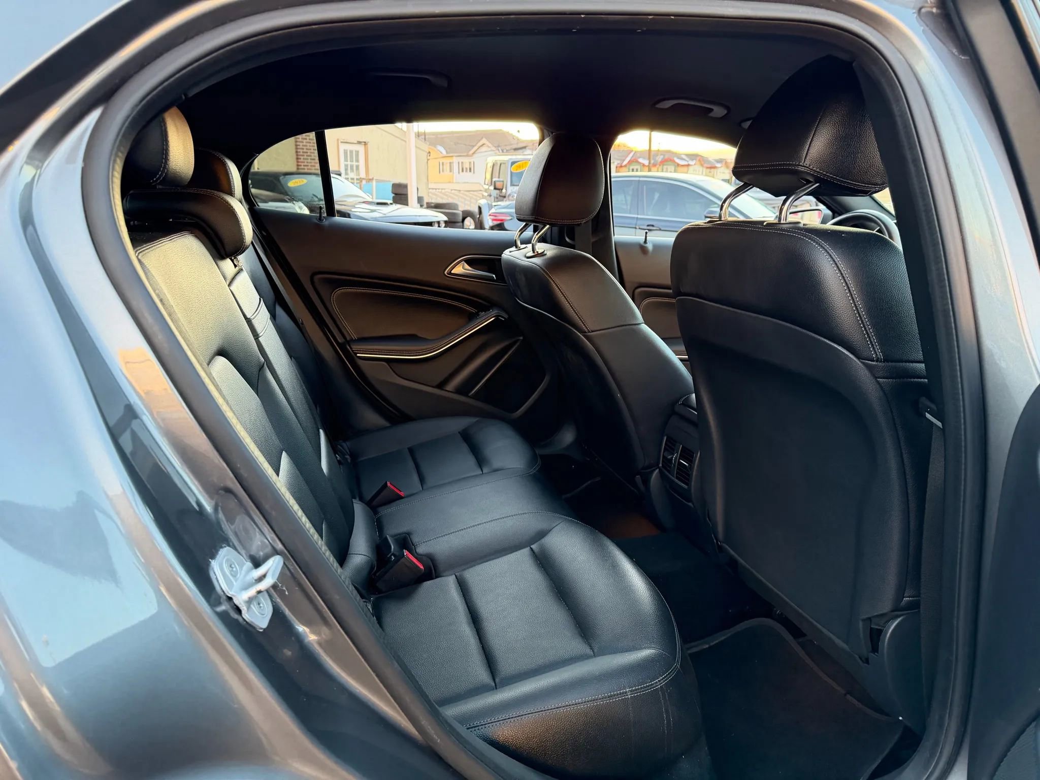 Used 2018 Mercedes-Benz GLA 250 4MATIC image 16