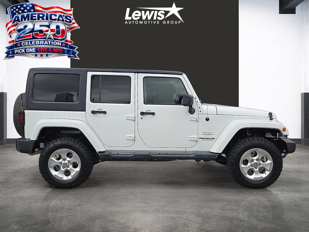 Used 2013 Jeep Wrangler Unlimited Sahara w/ Connectivity Group AWD/4WD image 5