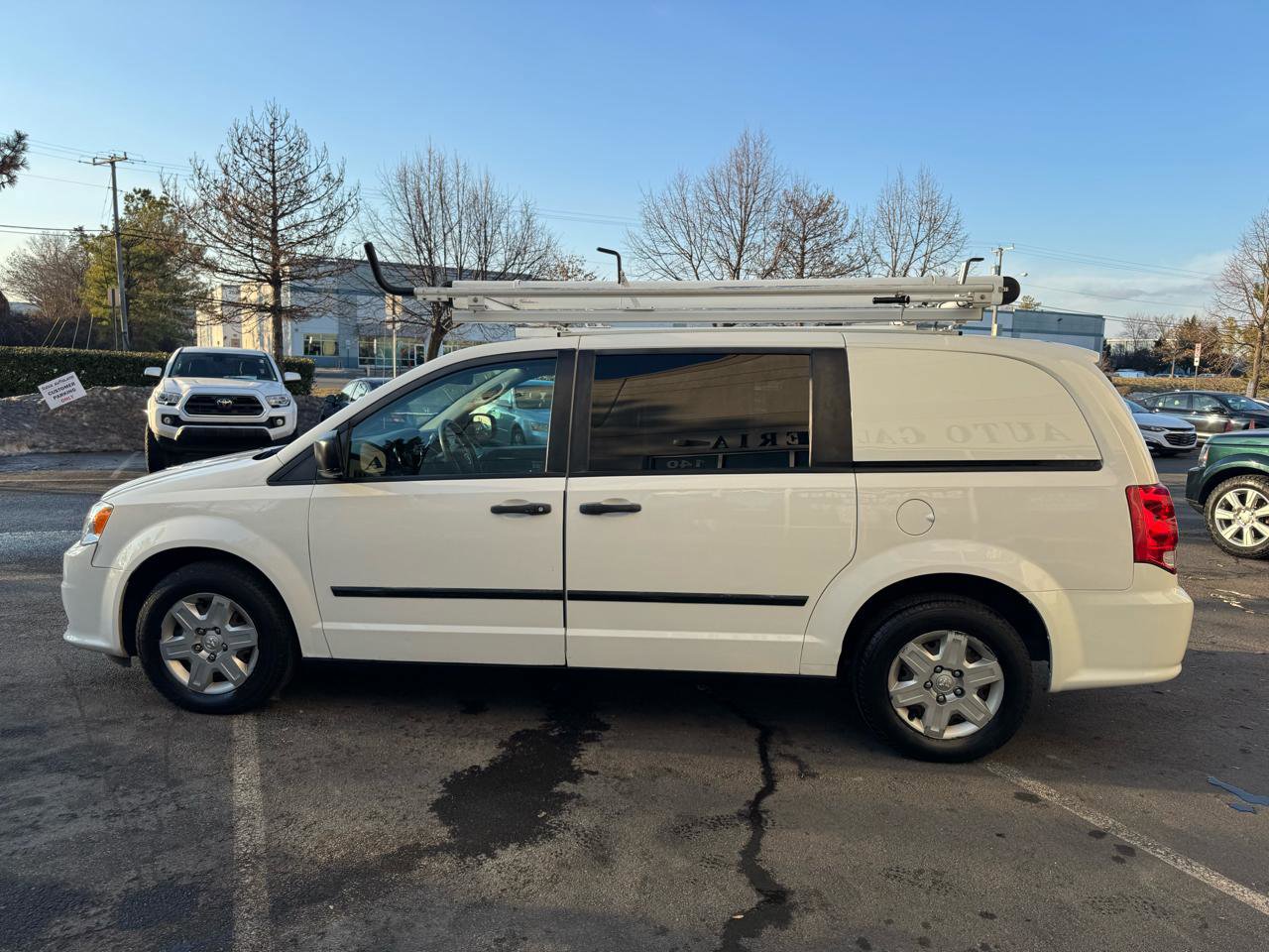 Used 2013 RAM C/V Tradesman image 7