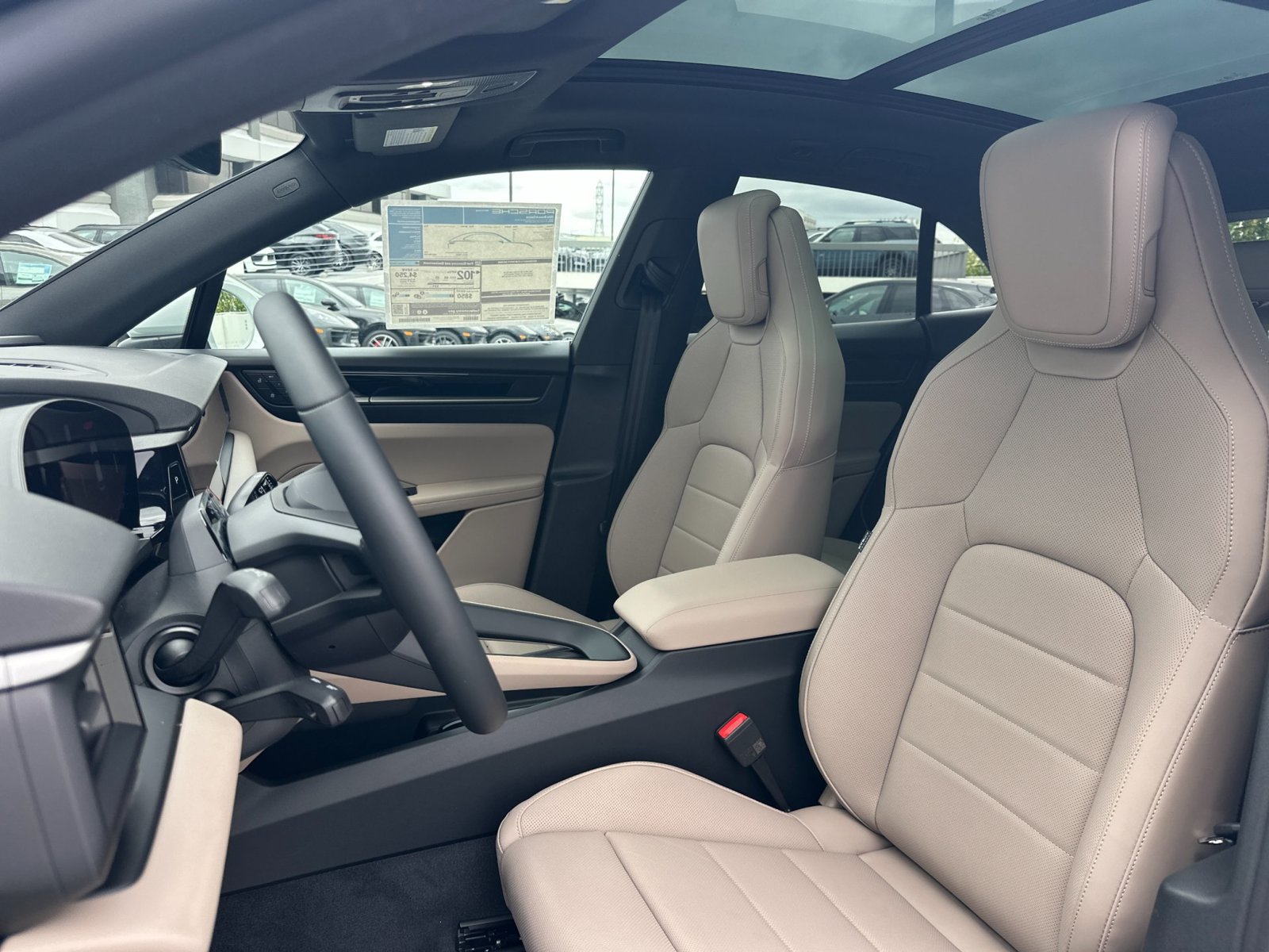 New 2026 Porsche Macan 4 Electric AWD/4WD image 6