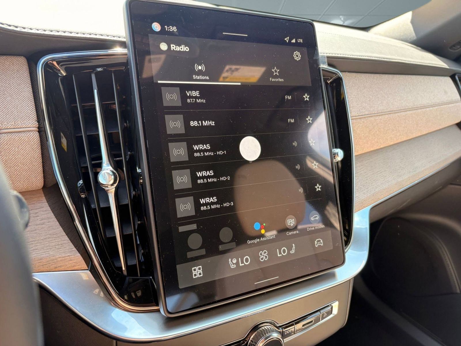 New 2026 Volvo XC90 B6 Plus w/ Protection Package image 30