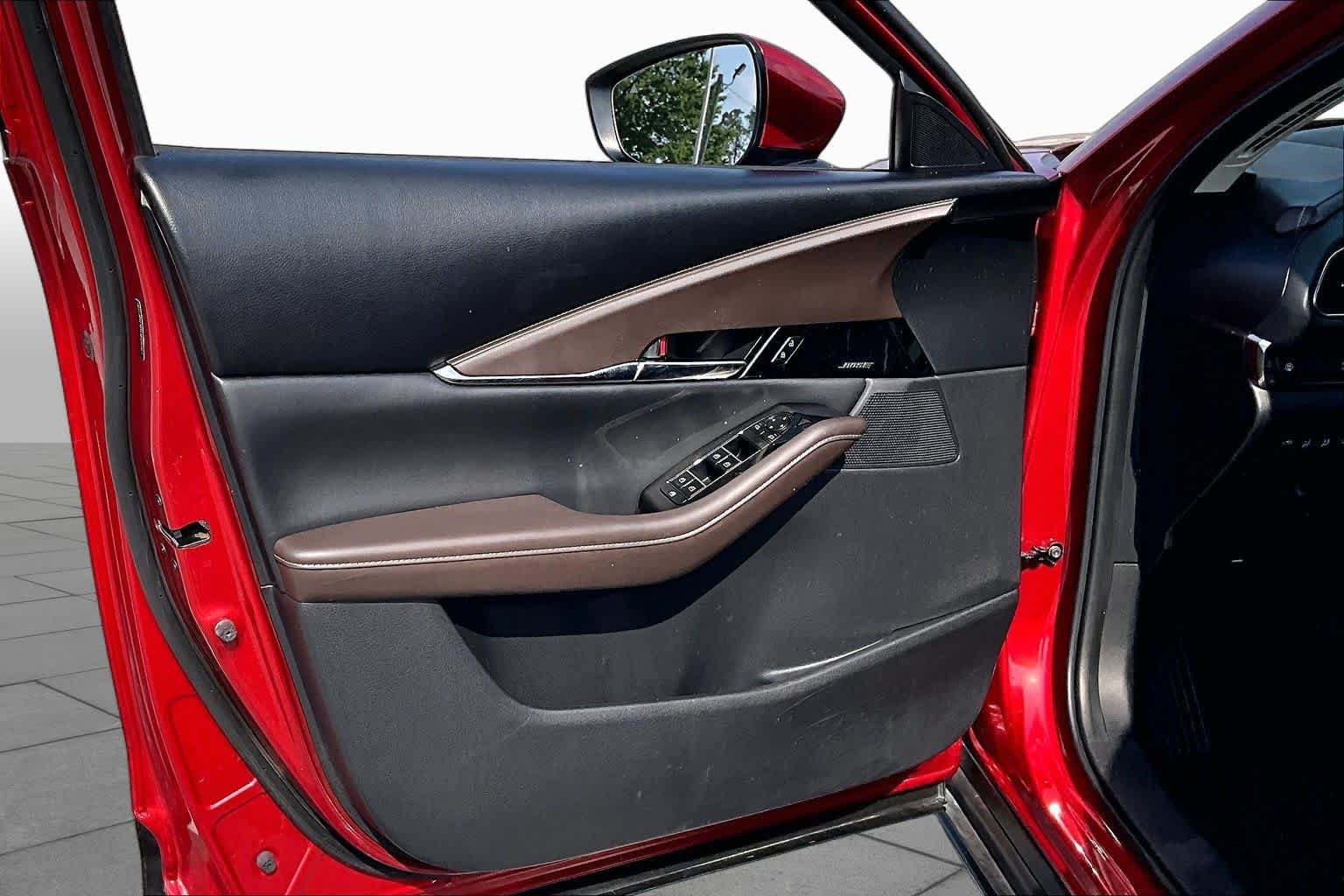 Used 2020 MAZDA CX-30 FWD w/ Premium Package image 22