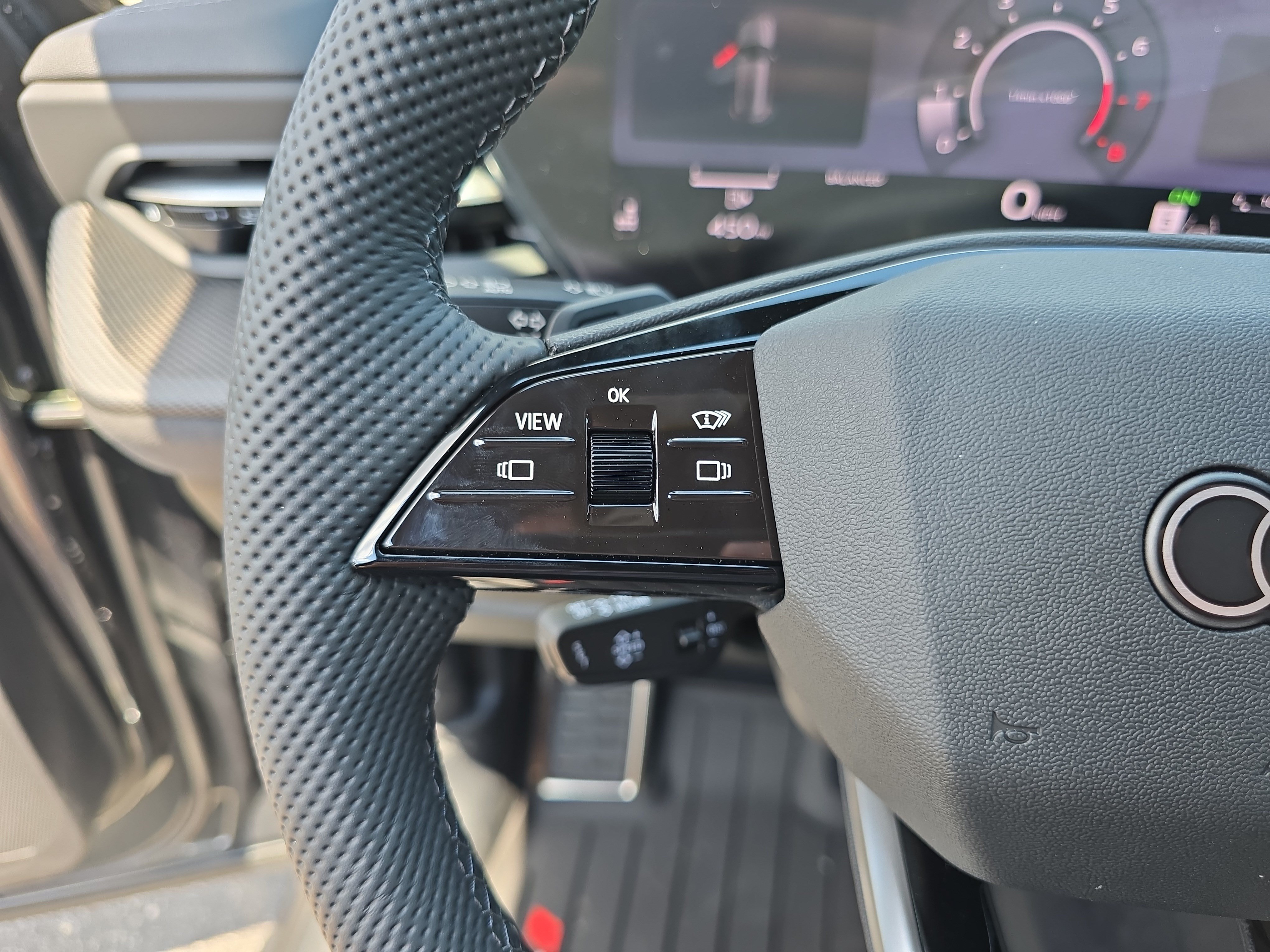 New 2026 Audi SQ5 Prestige AWD/4WD image 17