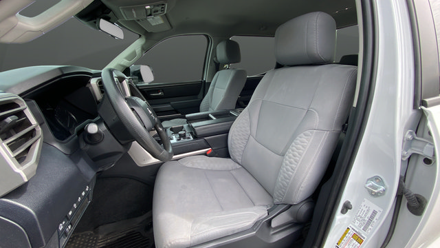 Used 2024 Toyota Tundra SR5 w/ SR5 Convenience Package AWD/4WD image 9