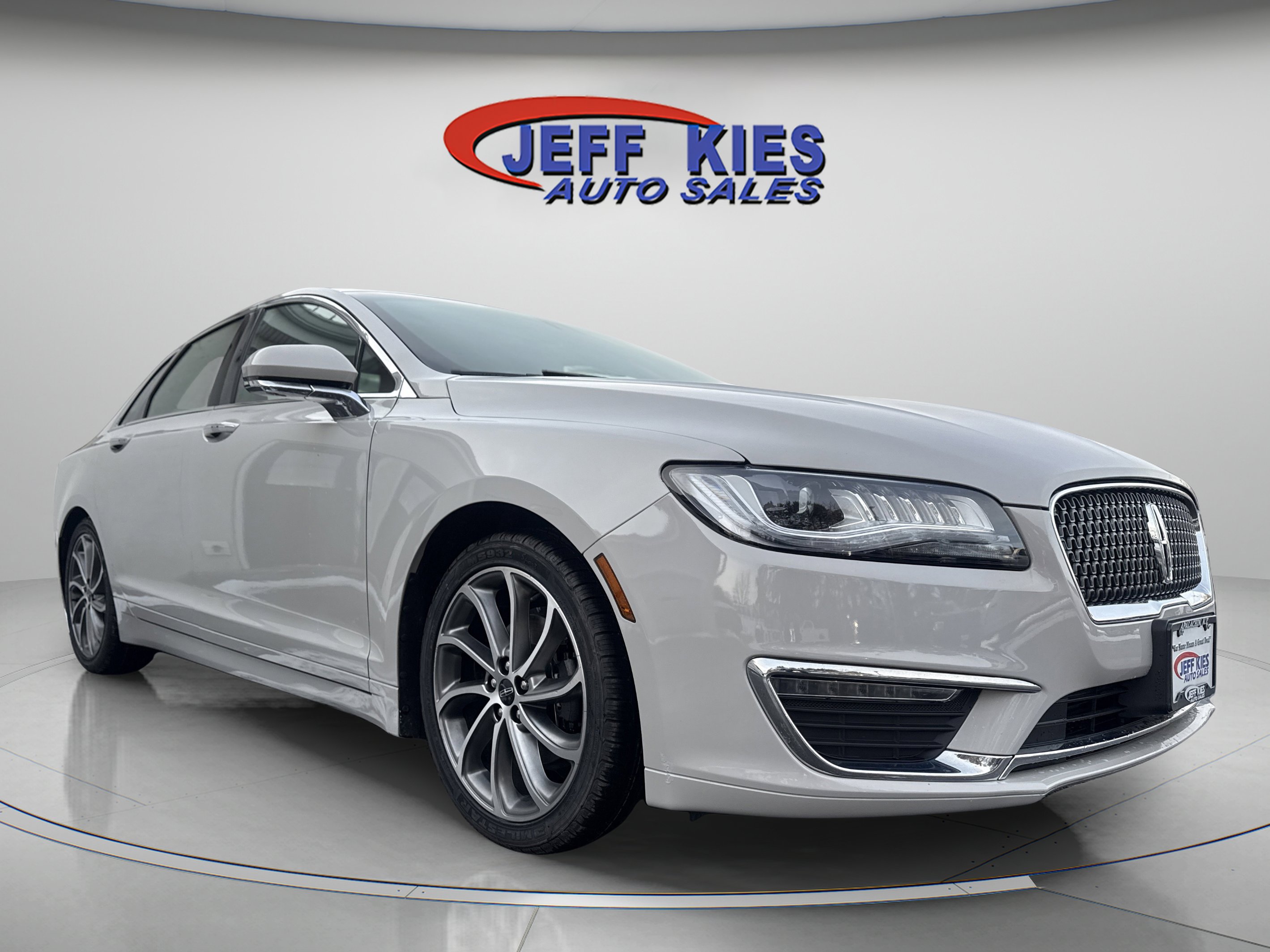 Used 2019 Lincoln MKZ Reserve w/ Reserve Plus Package image 3