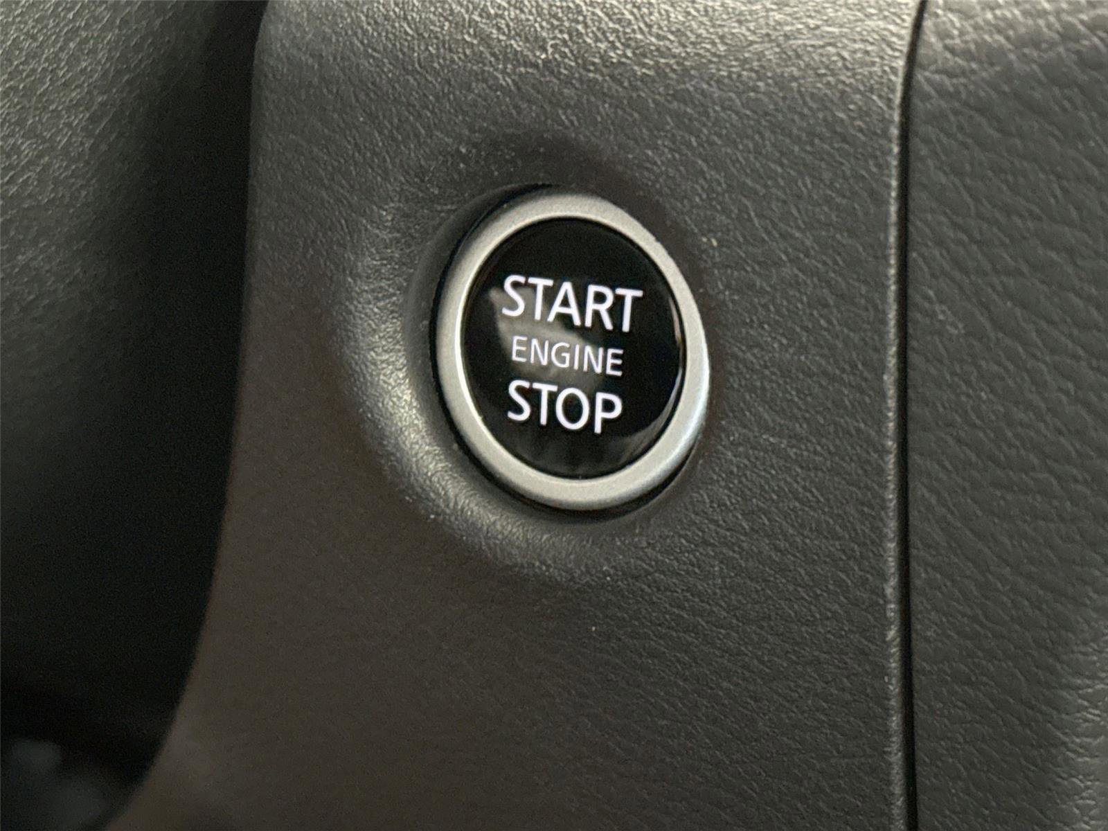Used 2024 Nissan Frontier Pro-X w/ Pro Convenience Package RWD image 13