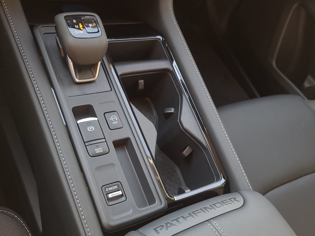New 2026 Nissan Pathfinder SL FWD image 11