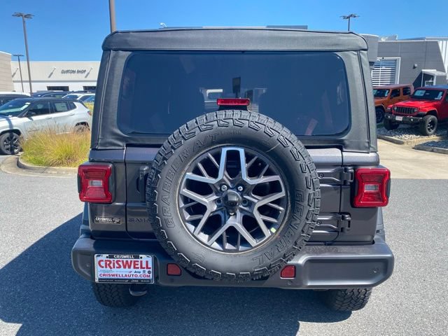 New 2025 Jeep Wrangler Unlimited Sahara AWD/4WD image 6