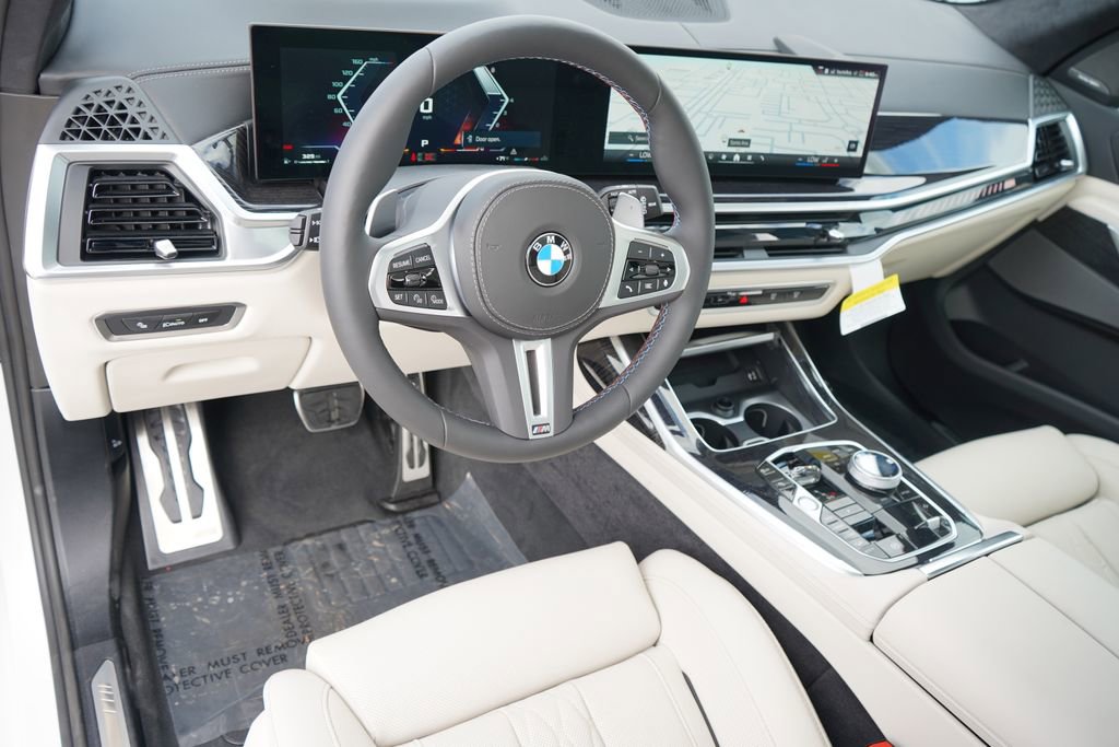 New 2026 BMW X7 M60i image 13