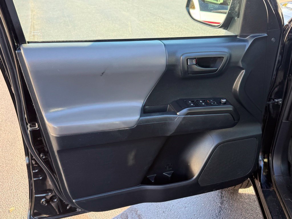 Used 2017 Toyota Tacoma SR w/ Tow Package AWD/4WD image 11