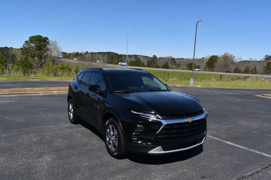 Used 2024 Chevrolet Blazer LT w/ Convenience Package image 1
