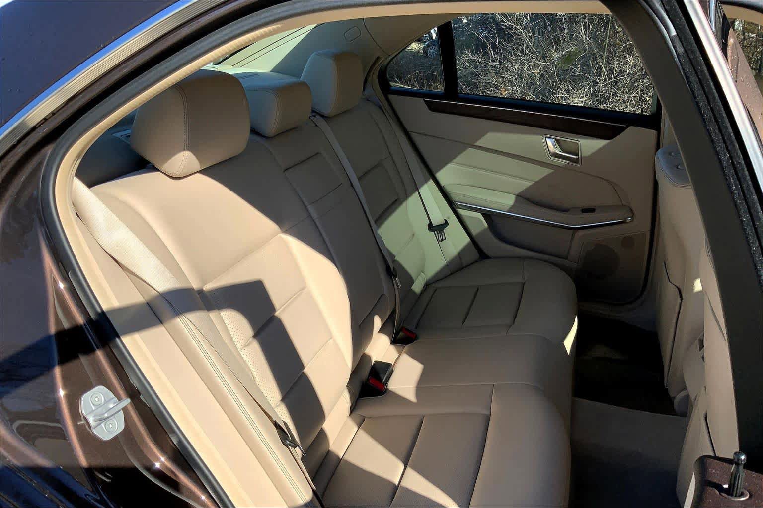 Used 2015 Mercedes-Benz E 350 4MATIC Sedan image 20