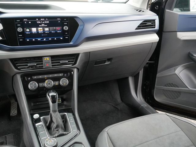 Certified 2024 Volkswagen Taos SE AWD/4WD image 23