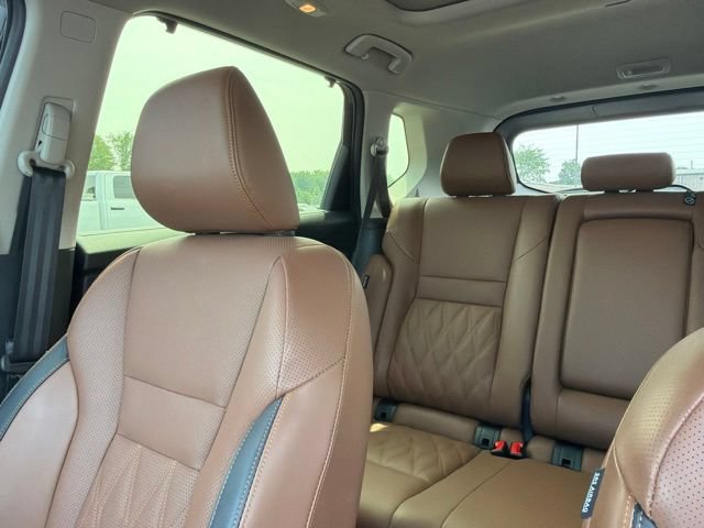 Used 2024 Nissan Rogue Platinum w/ Platinum Premium Package AWD/4WD image 9