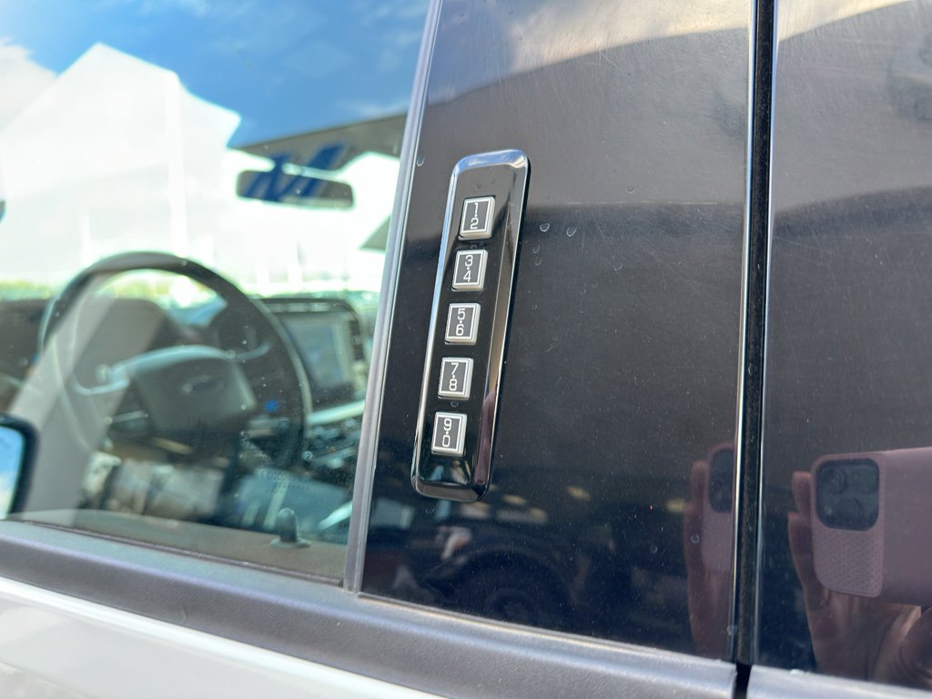 Used 2023 Ford F150 Lariat w/ Equipment Group 502A High image 14