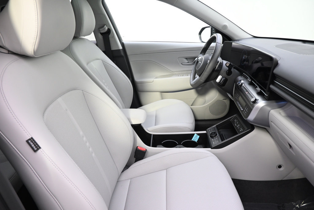 Used 2026 Hyundai Kona Limited AWD/4WD image 16