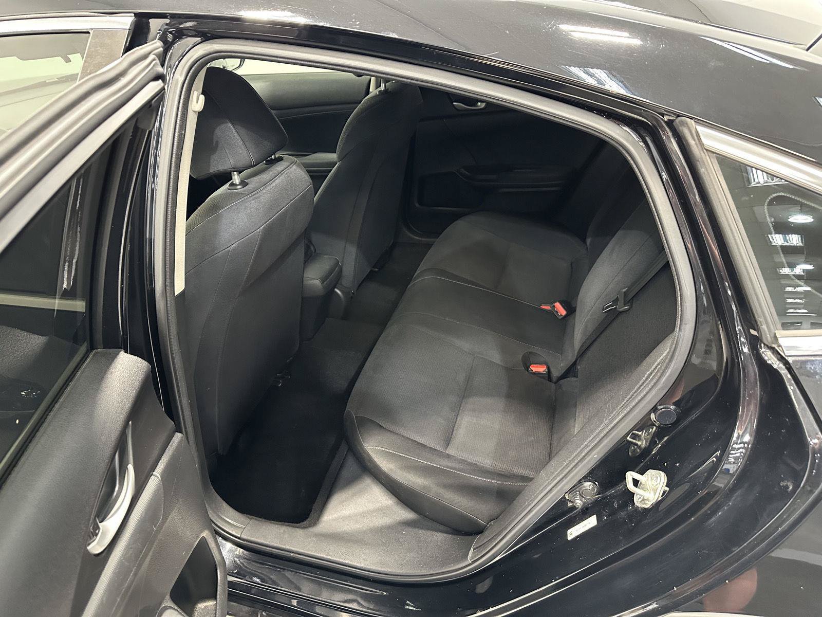 Used 2019 Honda Insight LX image 21