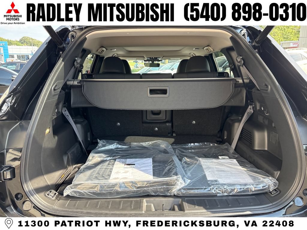 New 2026 Mitsubishi Outlander SE FWD image 14