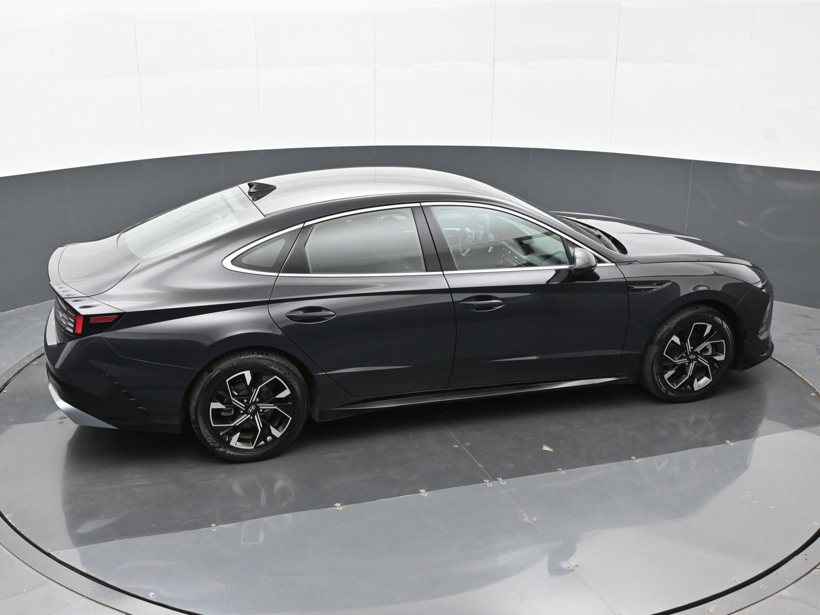 Certified 2024 Hyundai Sonata SEL FWD image 32